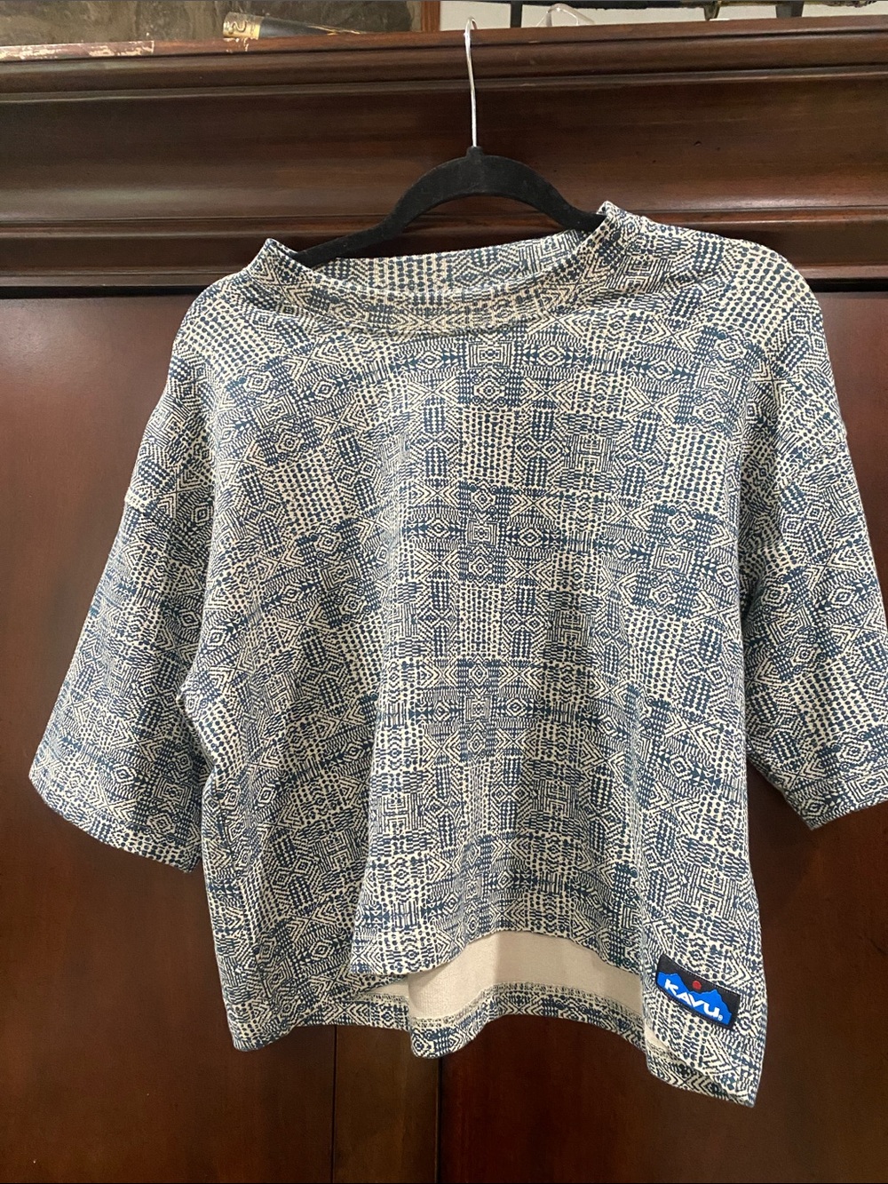 Kavu Blue & Cream Geometric Boxy Pullover